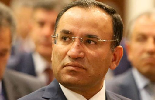 Bozdağ’ın Konuşturulmaması İnsan Hakları İhlali mi, Yoksa İnsan Haklarının Gereği mi? – Yrd. Doç. Dr. Kerem Altıparmak (bianet) Bozdağ’ın Konuşturulmaması İnsan Hakları İhlali mi, Yoksa İnsan Haklarının Gereği mi? – Yrd. Doç. Dr. Kerem Altıparmak (bianet)