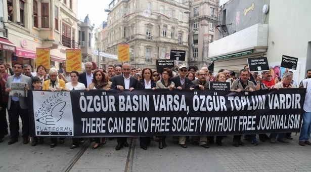 Gazetecilerin Tanıklığında Seçimimiz – Av. Fikret İlkiz (bianet) Gazetecilerin Tanıklığında Seçimimiz – Av. Fikret İlkiz (bianet)