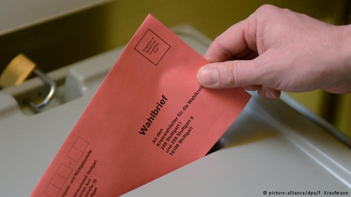 Almanya’da seçimlere altı hafta kala mektupla oy verme işlemi başladı