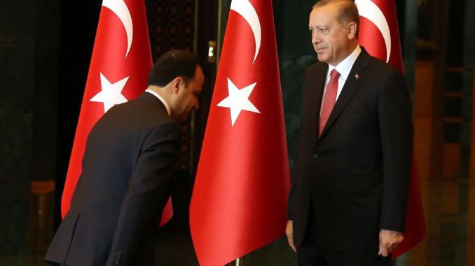 anayasa-mahkemesi-başkanı