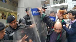 Adalet Nöbeti Davasından Adalet Nöbetine Adalet Nöbeti Davasından Adalet Nöbetine