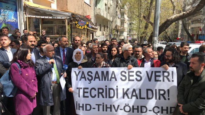 22 nisan tecrit açıklama